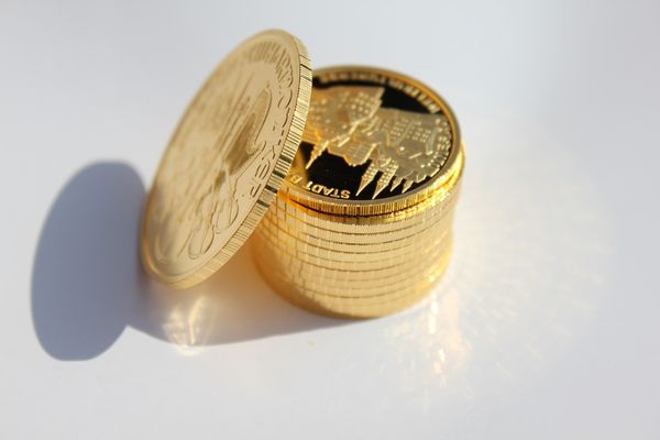Unikatowe monety - droga do finansowej stabilizacji?